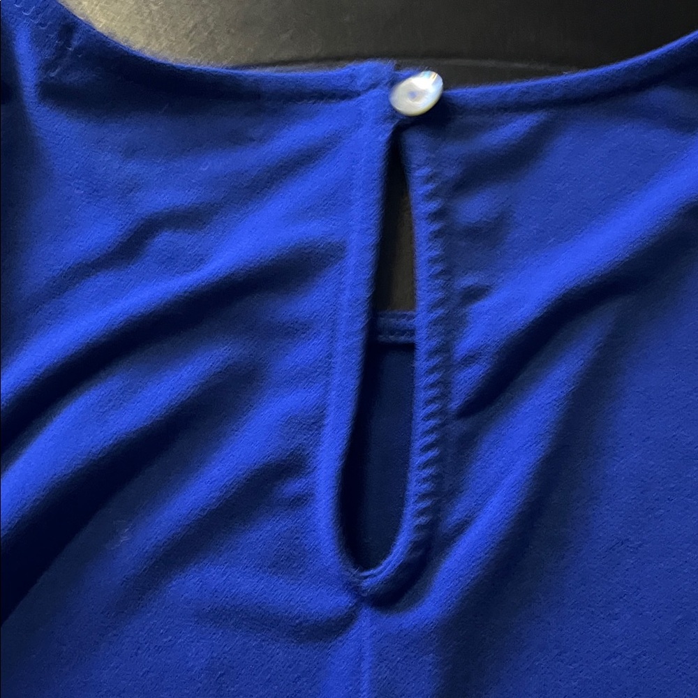 💁‍♀️👚WOMENS  Royal Blue Women's Blouse new without tags 🏷️ - Picture 5 of 7